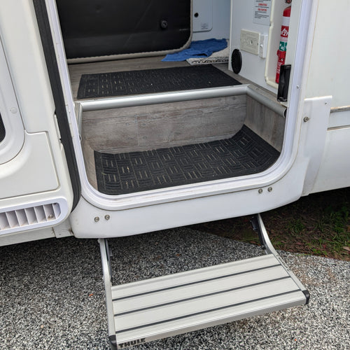 Thule Electric Step Package - Avida - Fitted