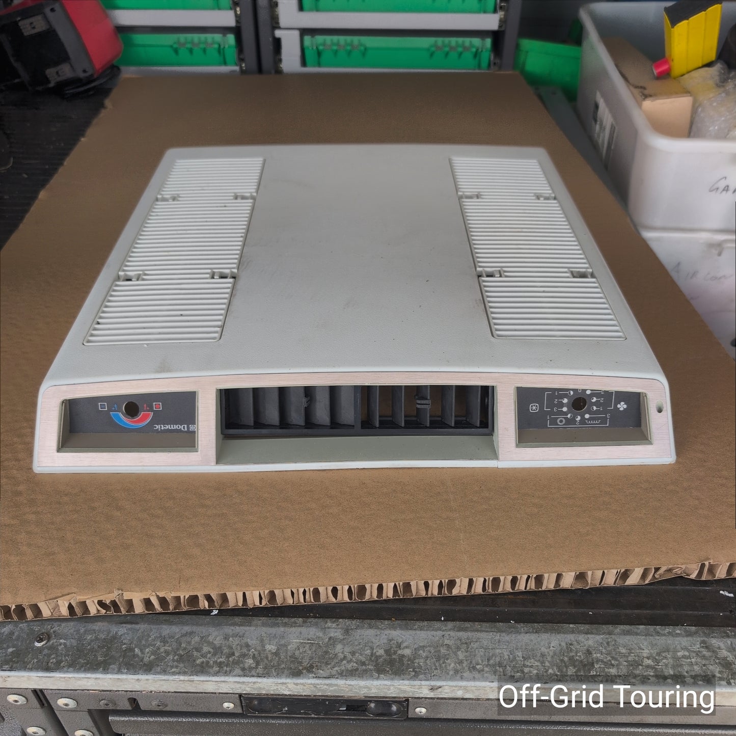 Discontinued - Dometic - Caravan Air-Conditioner